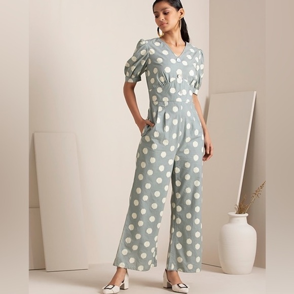 Indya Ikat Grey Cream House of India Earthen Bell Bottom Jumpsuit Size S NWOT - Picture 2 of 16